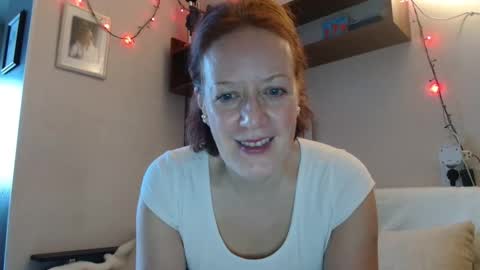 12ennie online show from November 21, 9:00 am