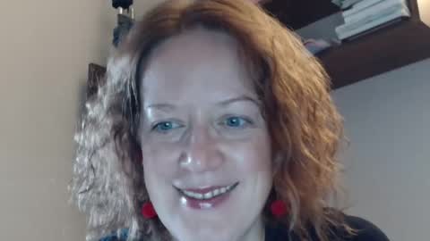 12ennie online show from October 14, 8:06 am