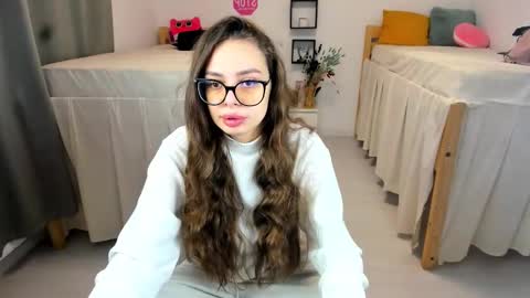 18perfecttits online show from October 4, 4:51 am