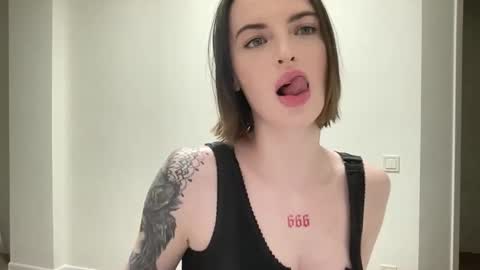 DOVE online show from November 26, 9:05 pm