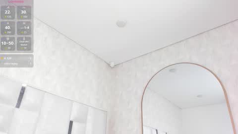 Maddy  online show from September 15, 5:49 am