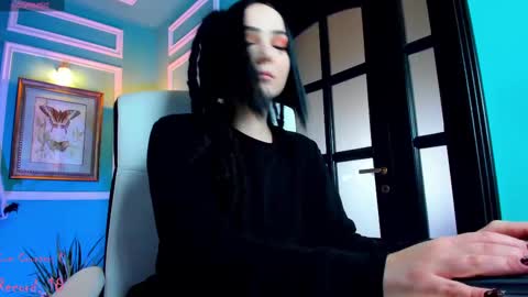 Moona  online show from February 12, 11:07 am