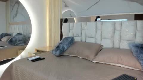 Luisa online show from March 23, 12:22 pm