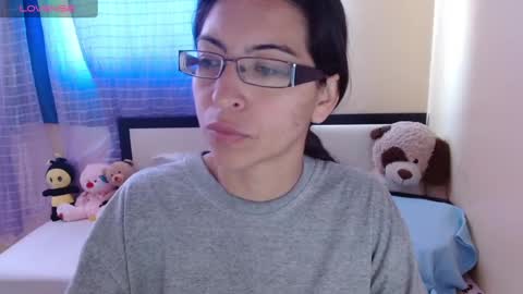 paola online show from February 12, 3:39 pm