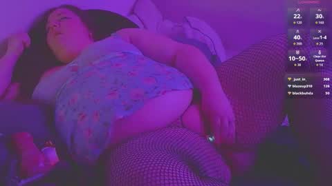 2trippy69 online show from March 6, 2:06 am