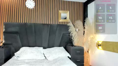 3X NAXAA online show from March 17, 2:10 pm