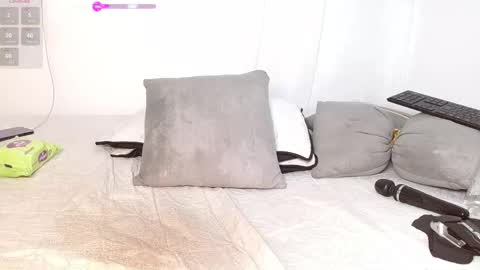 493ashlyfoxx online show from February 15, 5:01 pm