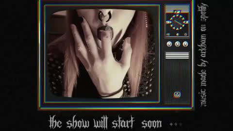 Juune online show from April 3, 6:06 pm