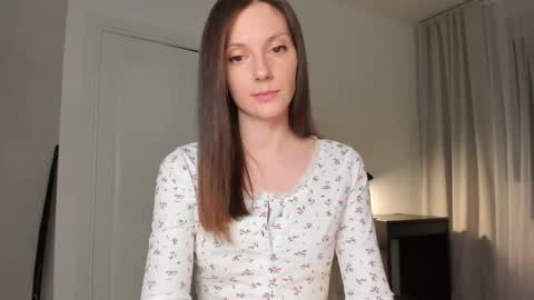 Anna online show from December 13, 8:15 pm