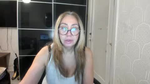 8ciara online show from January 15, 2:45 pm