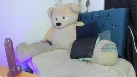 Noah  online show from March 9, 10:18 am