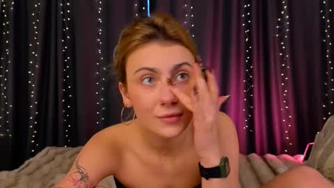 Willow online show from March 12, 7:44 am