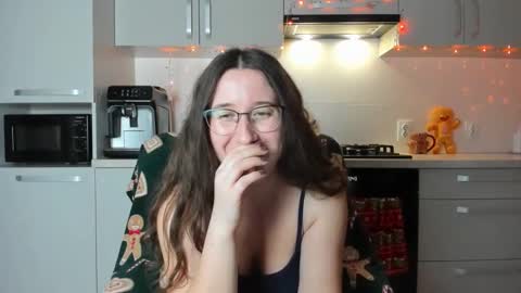 Anna online show from December 13, 8:48 pm