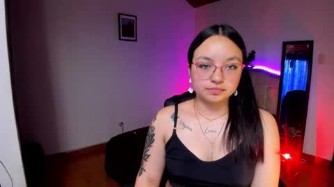 Anne online show from November 14, 6:19 pm