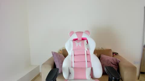    online show from January 18, 1:18 pm