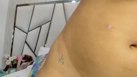 Aura online show from February 12, 3:52 am