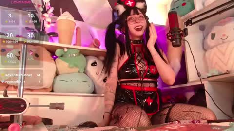 Crystal online show from December 4, 5:00 pm