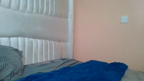 _barbieboss_ online show from November 24, 1:02 pm