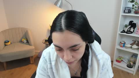 Bella Evans online show from February 5, 4:59 am