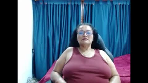 _bellanocturna online show from April 2, 3:26 am