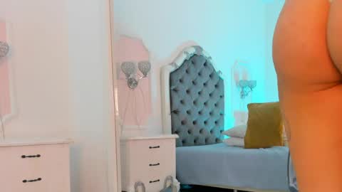 Brenda  online show from May 9, 7:38 pm
