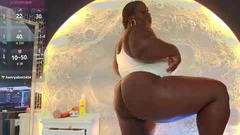 _carolinagomez online show from October 18, 9:27 pm