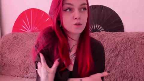 Caroline online show from March 27, 11:00 am