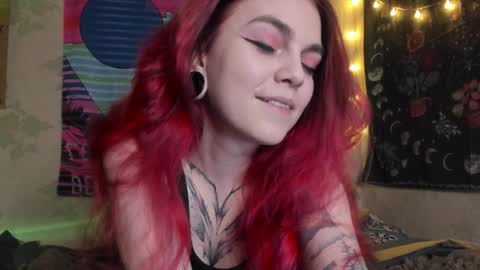 Caroline online show from January 23, 3:43 pm