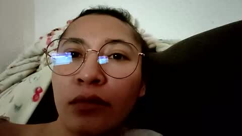 cat online show from December 17, 8:13 pm