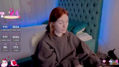 Alisa NO NUDE online show from October 19, 10:50 am