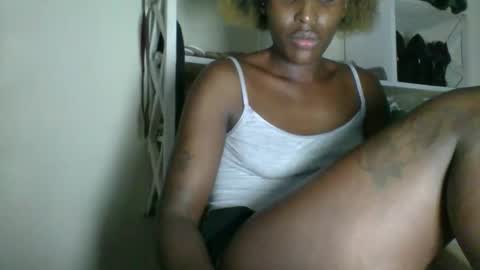 clara online show from April 5, 1:54 pm