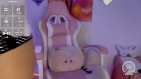 _cute_isabella_ online show from November 8, 11:21 pm