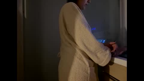  elena barra online show from March 4, 12:18 am