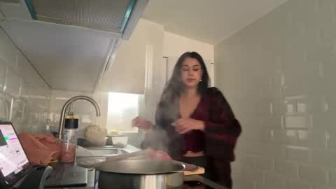  elena barra online show from February 16, 3:45 pm