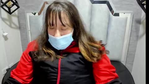 Emily  online show from October 24, 11:17 am