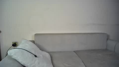 Emma Sugar online show from April 3, 8:51 pm