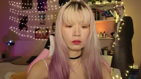 EveEva online show from February 16, 1:16 am