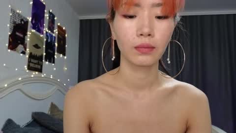 EveEva online show from January 25, 7:49 am