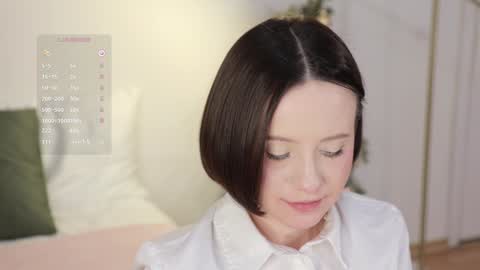 Essie  online show from January 19, 3:08 am