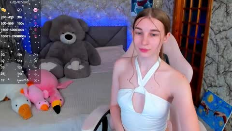 Kate online show from April 16, 7:35 pm