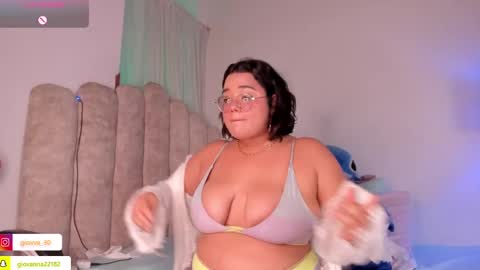 G I O V A online show from February 10, 7:07 pm