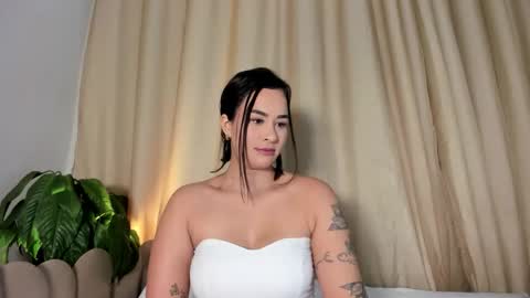 Hanna johnson online show from October 4, 3:56 am