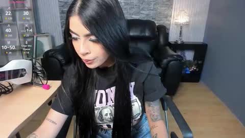 Hanna online show from February 24, 8:51 pm