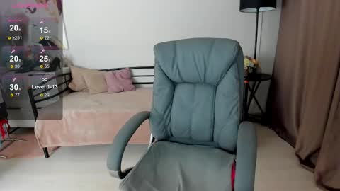 Ida online show from March 9, 1:04 am