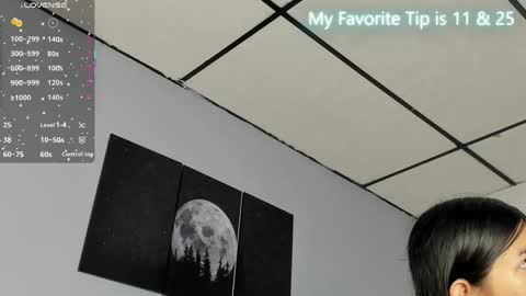 Jasmine online show from January 8, 11:36 am