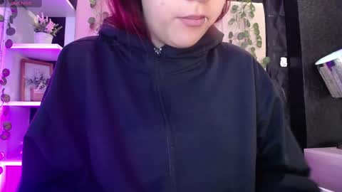 Mia online show from February 12, 12:55 pm