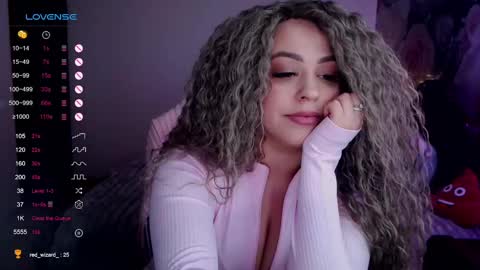 _just_a_queen_3 online show from February 12, 5:58 pm