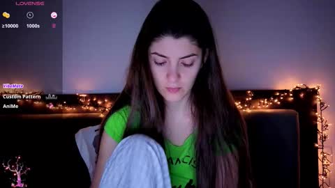 _just_a_simple_girl online show from March 12, 8:39 am