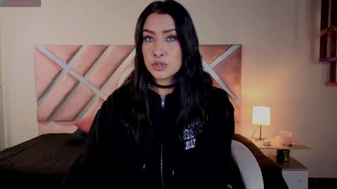 kelly online show from May 6, 1:15 pm