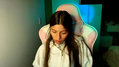 khloe sweet online show from June 5, 11:55 pm